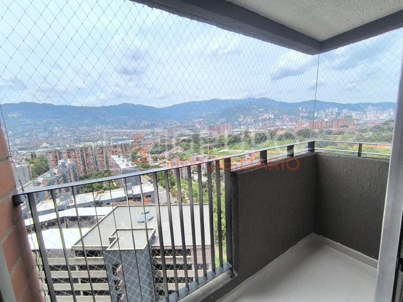 Apartamento disponible para Arriendo en Itagui con un valor de $2,500,000 código 805