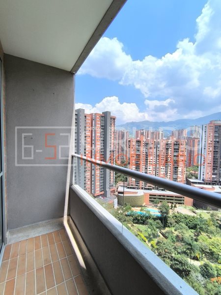 Apartamento disponible para Arriendo en Sabaneta con un valor de $3,200,000 código 632