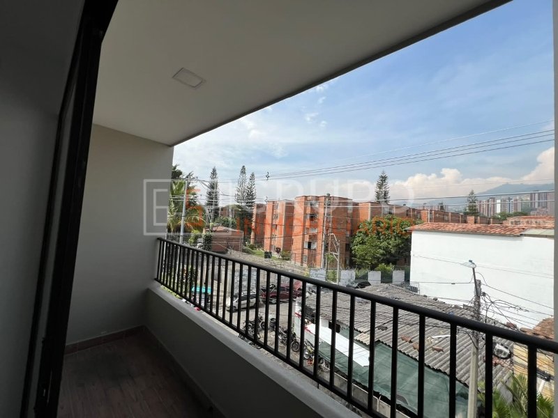 Apartamento disponible para Arriendo en Medellin con un valor de $1,450,000 código 263