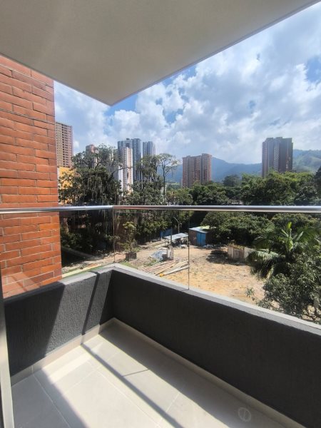 Apartamento disponible para Arriendo en Sabaneta con un valor de $2,700,000 código 182