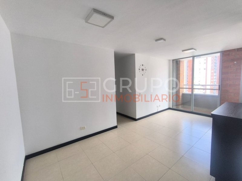 Apartamento disponible para Arriendo en Sabaneta con un valor de $2,800,000 código 900