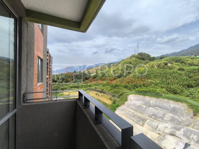 Apartamento disponible para Arriendo en Itagui con un valor de $2,100,000 código 800