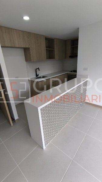 Apartamento disponible para Arriendo en Sabaneta con un valor de $3,200,000 código 758