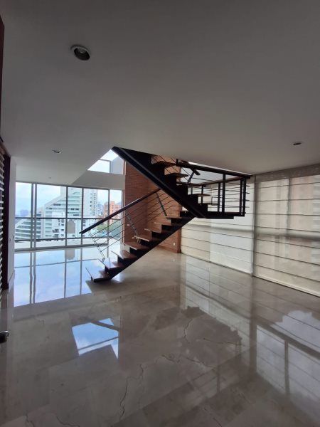 Apartamento disponible para Arriendo en Medellin El Poblado Foto numero 1