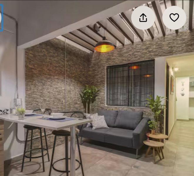 Casa disponible para Arriendo en Medellin Laureles Foto numero 1