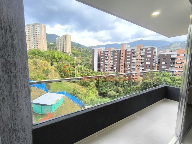 Apartamento disponible para Arriendo en Envigado Envigado Foto numero 1