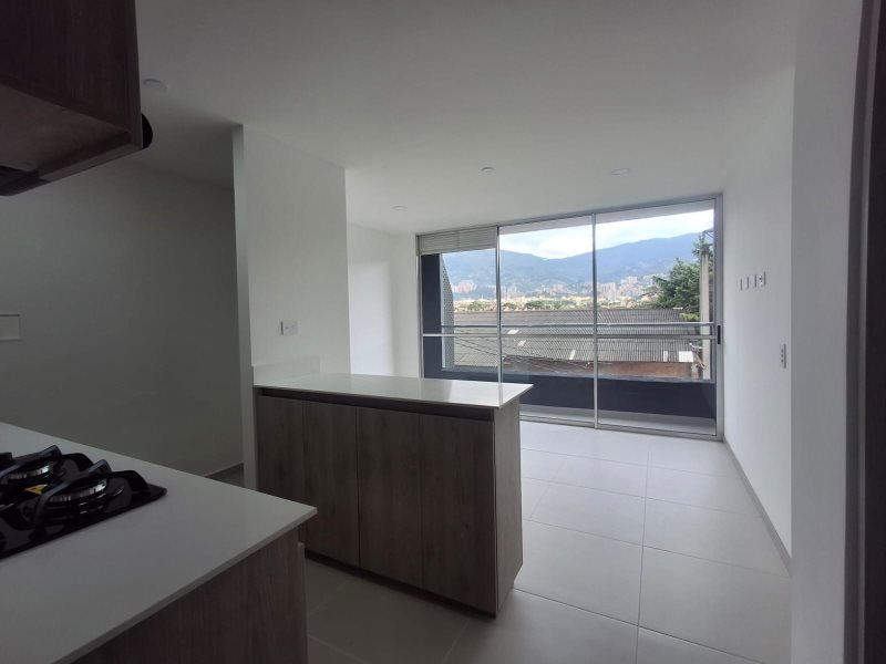Apartamento disponible para Arriendo en Itagui con un valor de $2,950,000 código 250