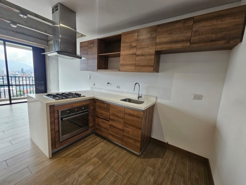 Apartaestudio disponible para Arriendo en Medellin Ciudad Del Rio Foto numero 1