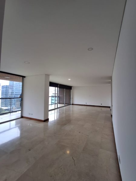 Apartamento disponible para Arriendo en Medellin El Poblado Foto numero 1